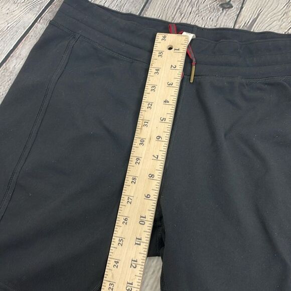 lululemon athletica Men’s Shorts size Large - Picture 11 of 11